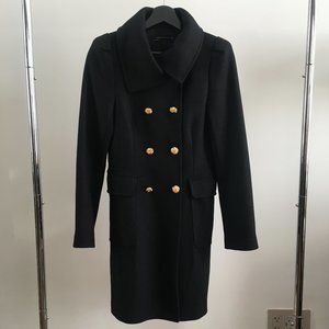 Buttoned wool coat, wrap collar, double breasted